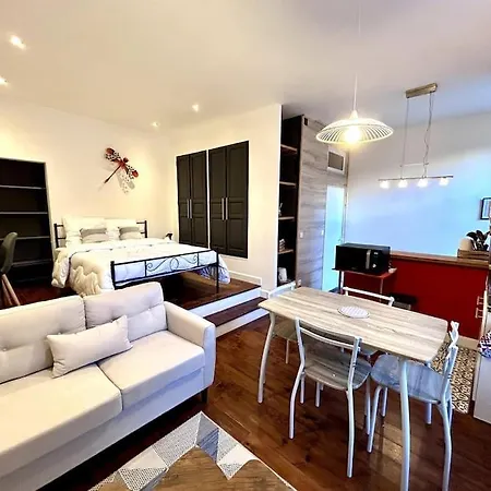 דירה Le Puyravault - Situe En Plein Centre-ville & Proche Des Thermes רושפור