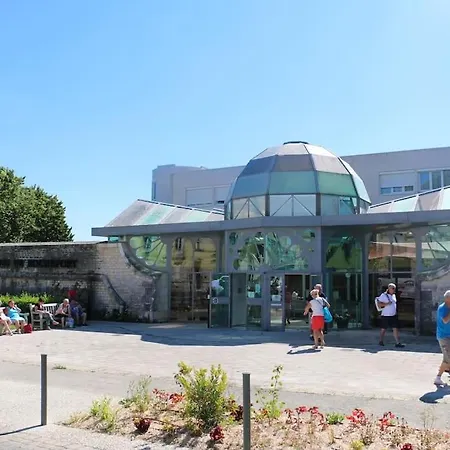 Le Puyravault - Situe En Plein Centre-ville & Proche Des Thermes דירה רושפור